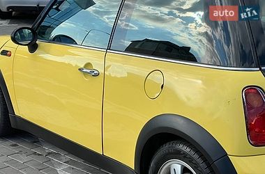 Хэтчбек MINI Cooper 2005 в Ровно