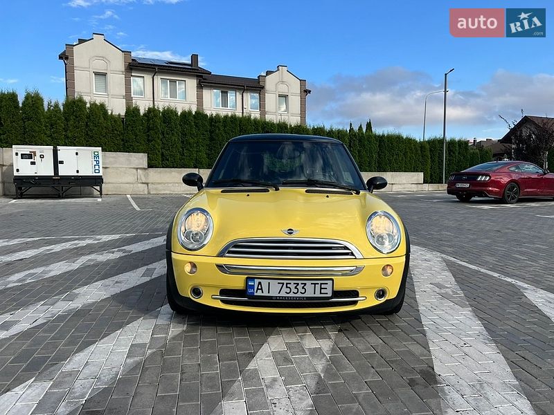 Хэтчбек MINI Cooper 2005 в Ровно