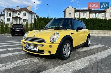 Хэтчбек MINI Cooper 2005 в Ровно