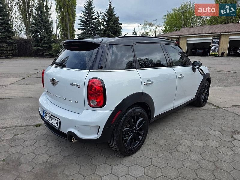 Хетчбек MINI Cooper 2016 в Дніпрі