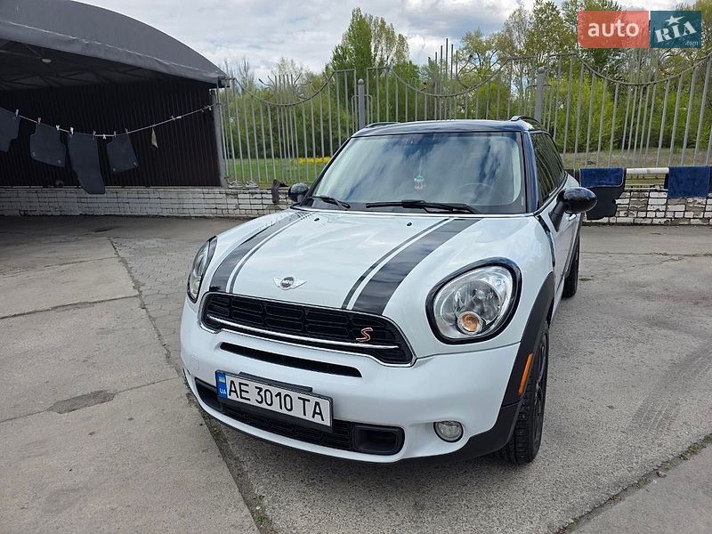 Хетчбек MINI Cooper 2016 в Дніпрі
