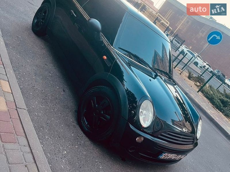 MINI Cooper 2005