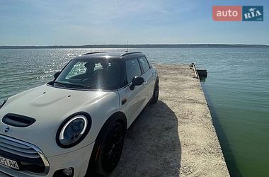 Хэтчбек MINI Cooper 2015 в Одессе