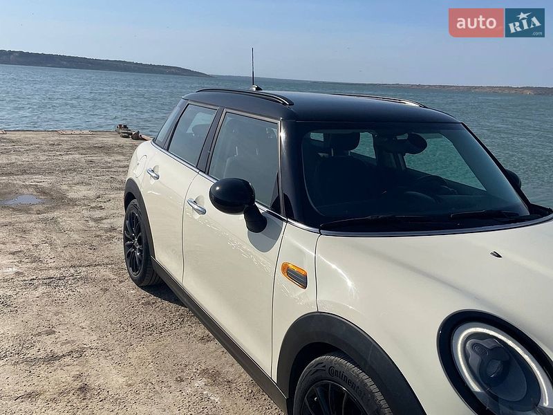 Хэтчбек MINI Cooper 2015 в Одессе