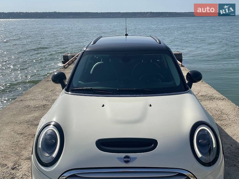 Хэтчбек MINI Cooper 2015 в Одессе
