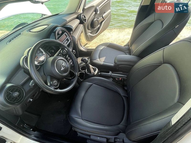 Хэтчбек MINI Cooper 2015 в Одессе