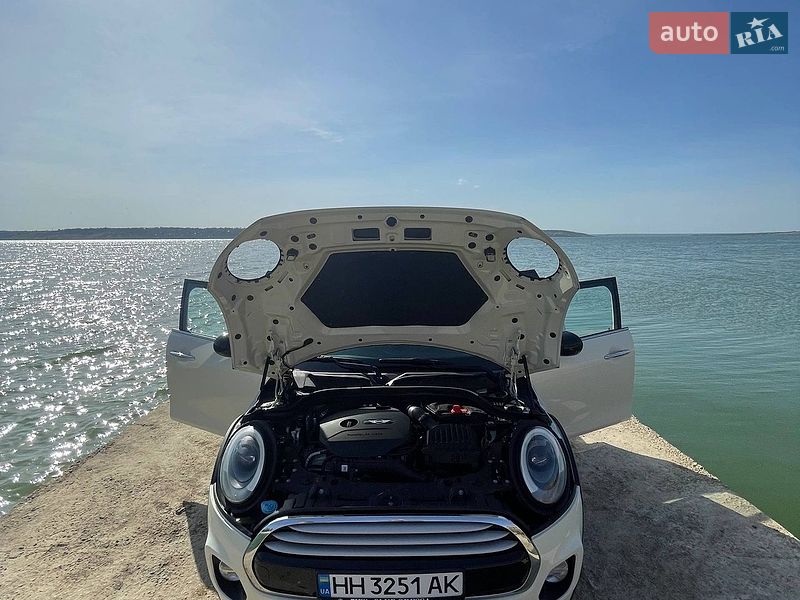 Хэтчбек MINI Cooper 2015 в Одессе