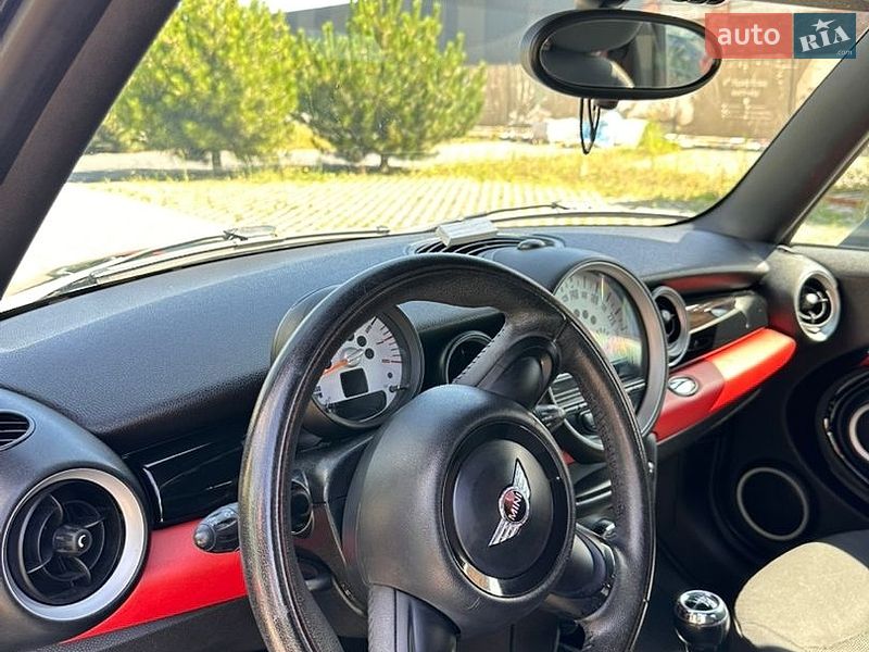 Хэтчбек MINI Cooper 2012 в Хмельницком