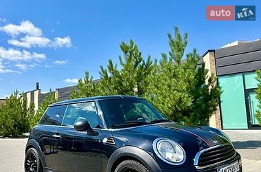 Хэтчбек MINI Cooper 2012 в Хмельницком