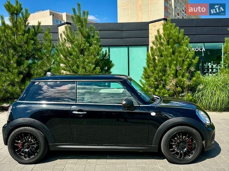 Хэтчбек MINI Cooper 2012 в Хмельницком