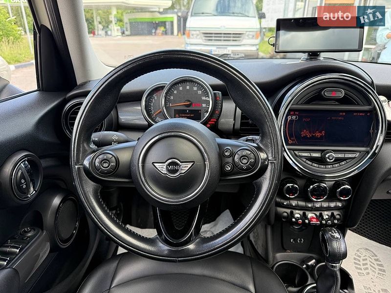 Хэтчбек MINI Cooper 2014 в Житомире