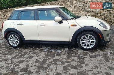 Хэтчбек MINI Cooper 2014 в Остроге