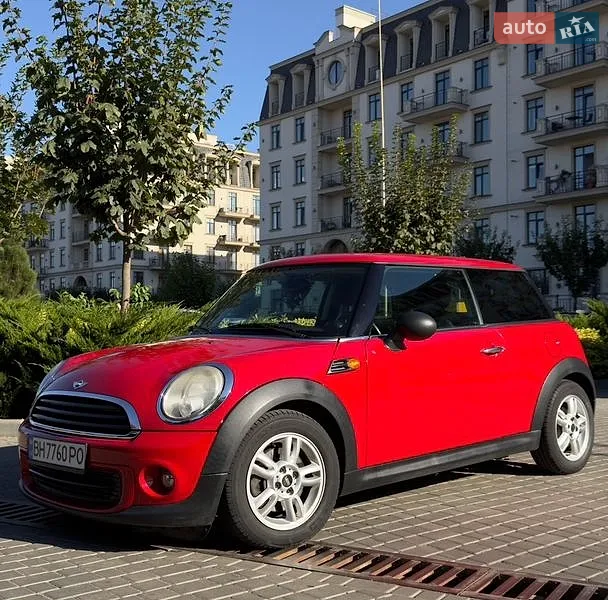 MINI Cooper 2011