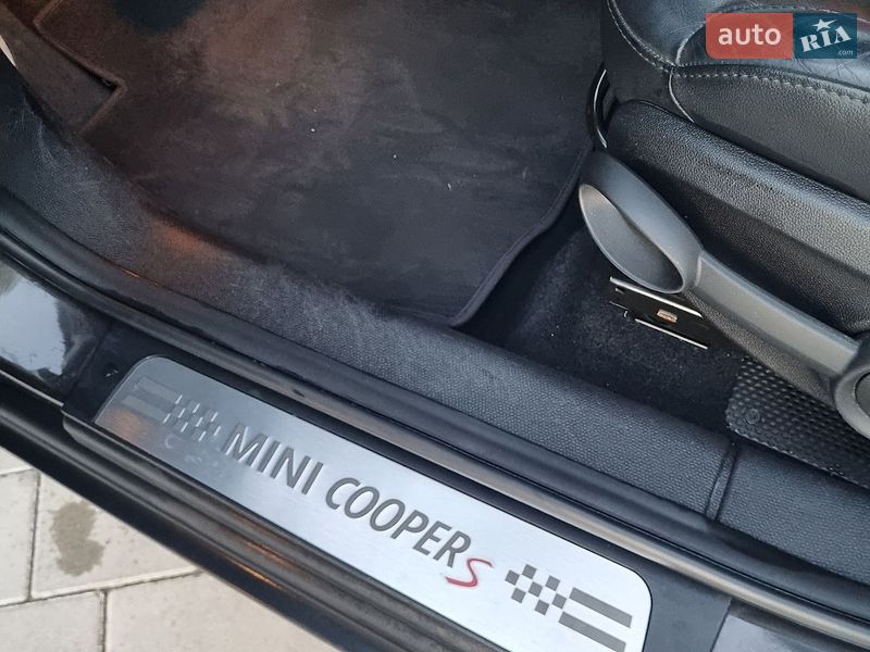 Хэтчбек MINI Cooper 2015 в Городке
