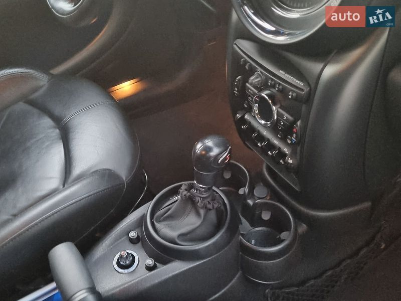 Хэтчбек MINI Cooper 2015 в Городке
