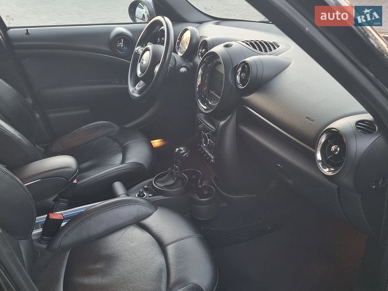 Хэтчбек MINI Cooper 2015 в Городке