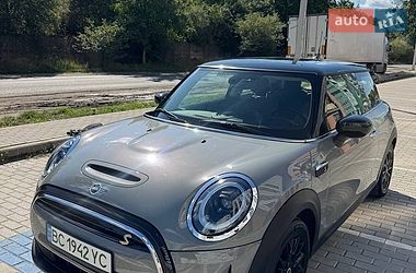 Хэтчбек MINI Cooper 2021 в Львове
