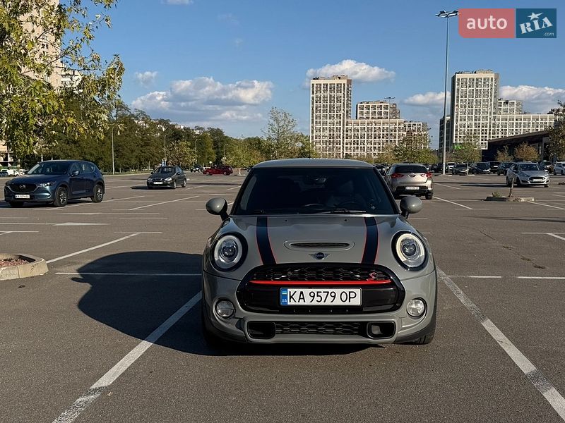Хэтчбек MINI Cooper 2014 в Киеве