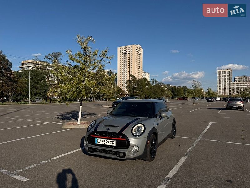 Хэтчбек MINI Cooper 2014 в Киеве