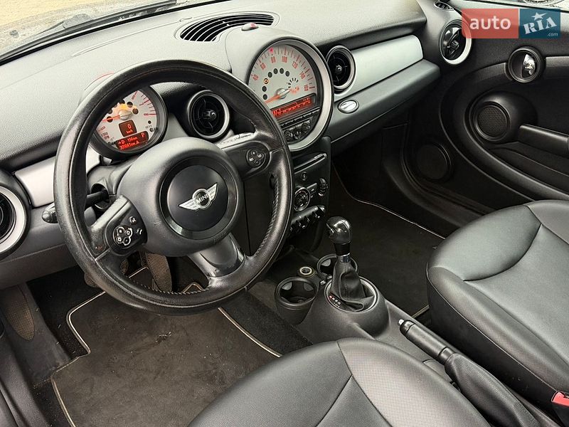 Хетчбек MINI Cooper 2011 в Житомирі