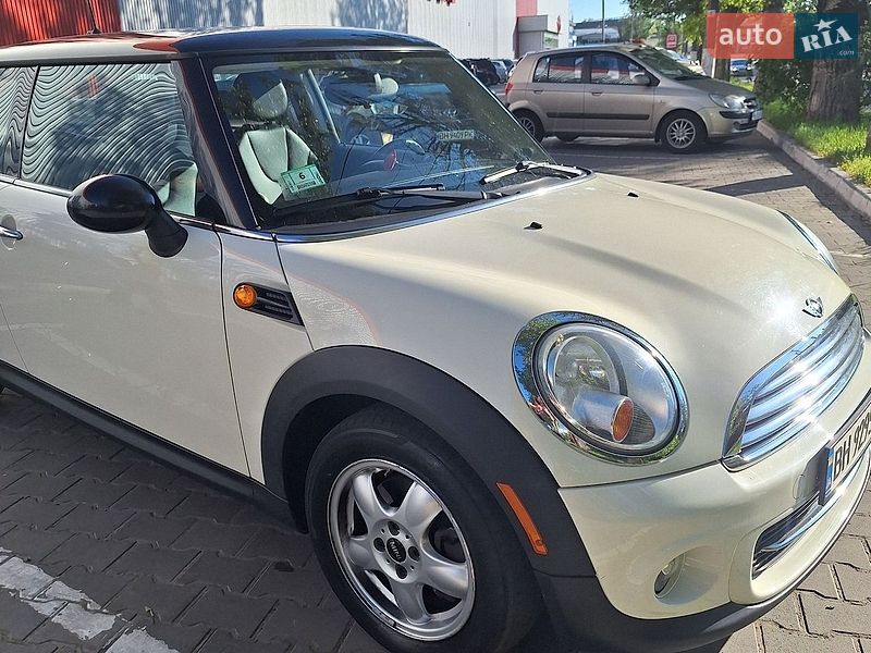 Хэтчбек MINI Cooper 2011 в Одессе