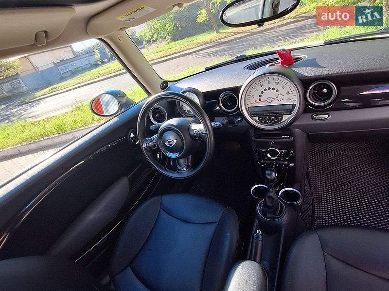Хэтчбек MINI Cooper 2011 в Одессе
