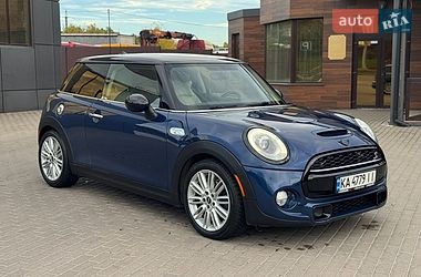 Хэтчбек MINI Cooper 2014 в Ровно