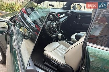 Хэтчбек MINI Cooper 2017 в Чернигове