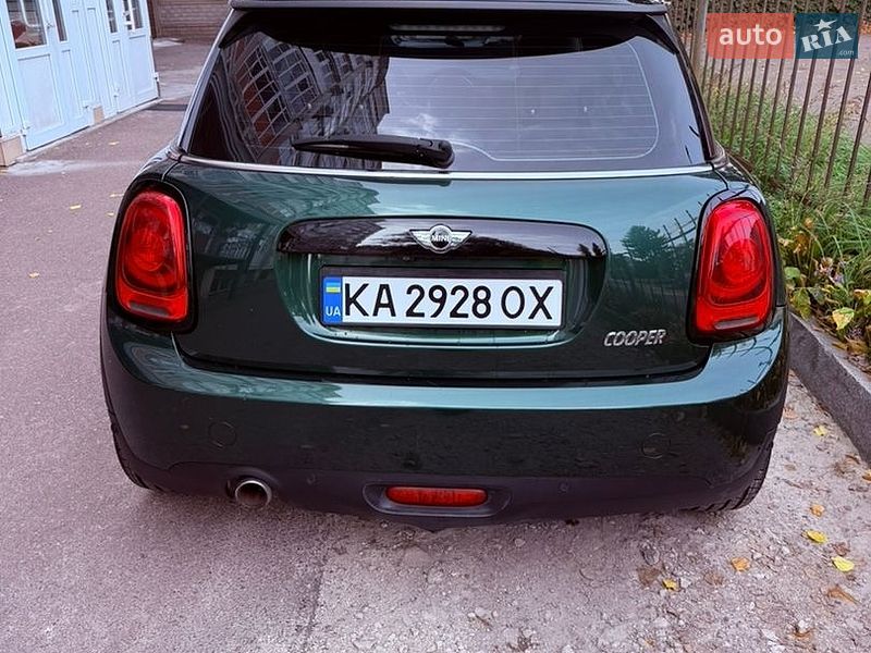 Хэтчбек MINI Cooper 2017 в Чернигове