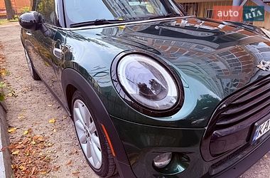 Хэтчбек MINI Cooper 2017 в Чернигове