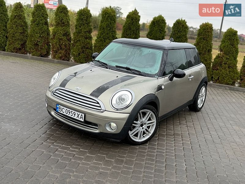 Хэтчбек MINI Cooper 2007 в Львове