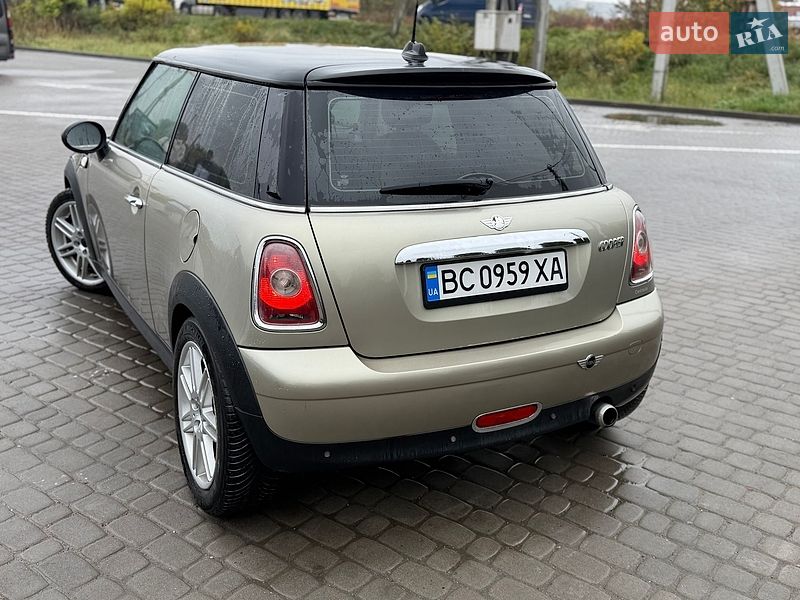 Хэтчбек MINI Cooper 2007 в Львове