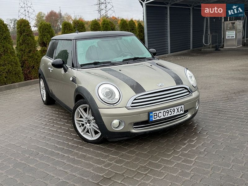 Хэтчбек MINI Cooper 2007 в Львове
