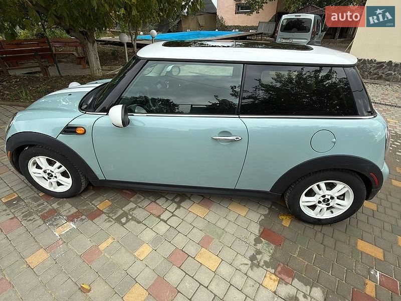 Хэтчбек MINI Cooper 2012 в Одессе