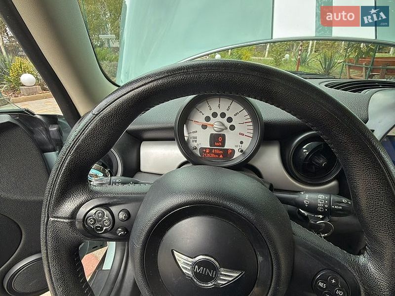 Хэтчбек MINI Cooper 2012 в Одессе