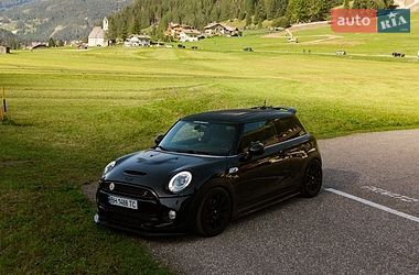 Хэтчбек MINI Cooper 2014 в Киеве