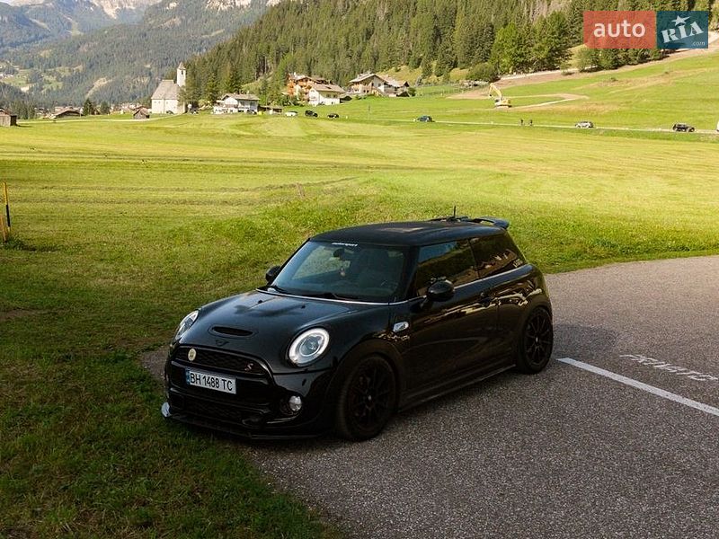 Хэтчбек MINI Cooper 2014 в Киеве
