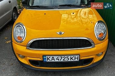 Хэтчбек MINI Cooper 2010 в Киеве