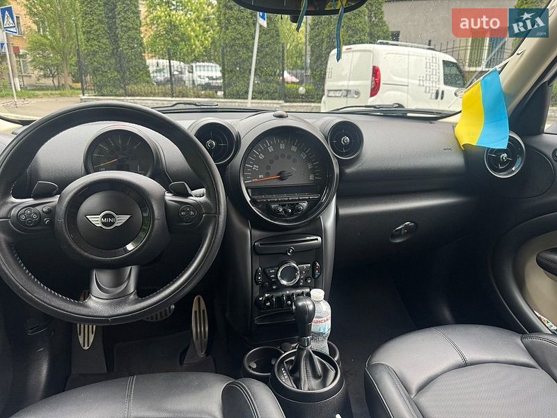 Хэтчбек MINI Cooper 2014 в Киеве фото 13 Хэтчбек MINI Cooper 2014 в Киеве
