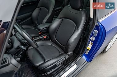 Хэтчбек MINI Cooper 2019 в Киеве