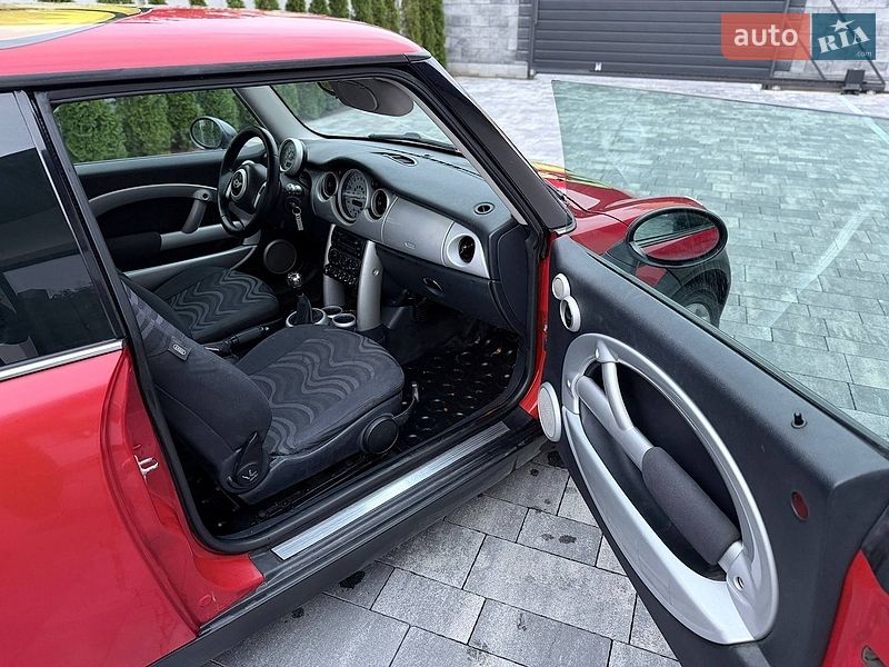 Хетчбек MINI Cooper 2003 в Рівному