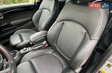 Хетчбек MINI Cooper 2018 в Дніпрі