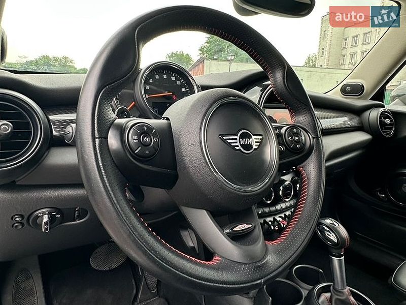 Хетчбек MINI Cooper 2018 в Дніпрі