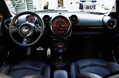 Хэтчбек MINI Countryman 2015 в Одессе