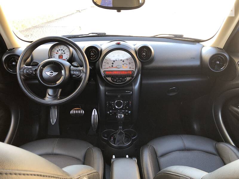 Позашляховик / Кросовер MINI Countryman 2013 в Києві фото 32 Позашляховик / Кросовер MINI Countryman 2013 в Києві