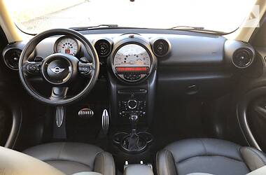 Позашляховик / Кросовер MINI Countryman 2013 в 