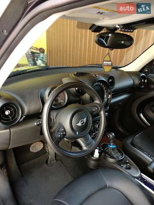 Внедорожник / Кроссовер MINI Countryman 2016 в Измаиле