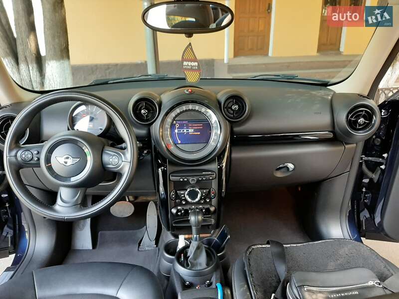 Внедорожник / Кроссовер MINI Countryman 2016 в Измаиле