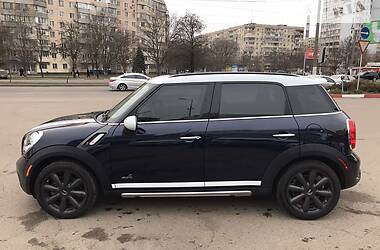 Внедорожник / Кроссовер MINI Countryman 2015 в Одессе