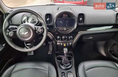 Хэтчбек MINI Countryman 2018 в 